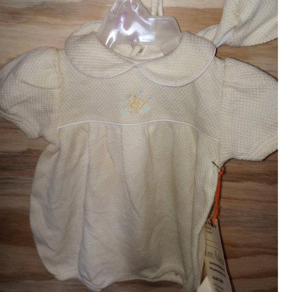 New With Tags A Charleston Child Vintage Hand Smocked‎ Preemie Duck w/Hat